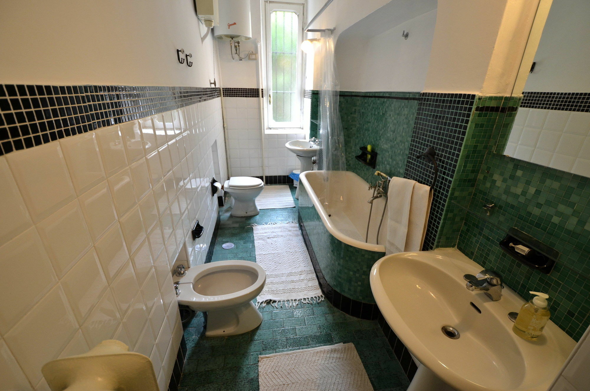 Riverside Napione 25 Торино Екстериор снимка